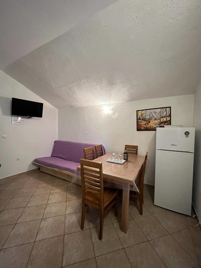 Apartmani Mirjana Tribanj-Kruscica Extérieur photo