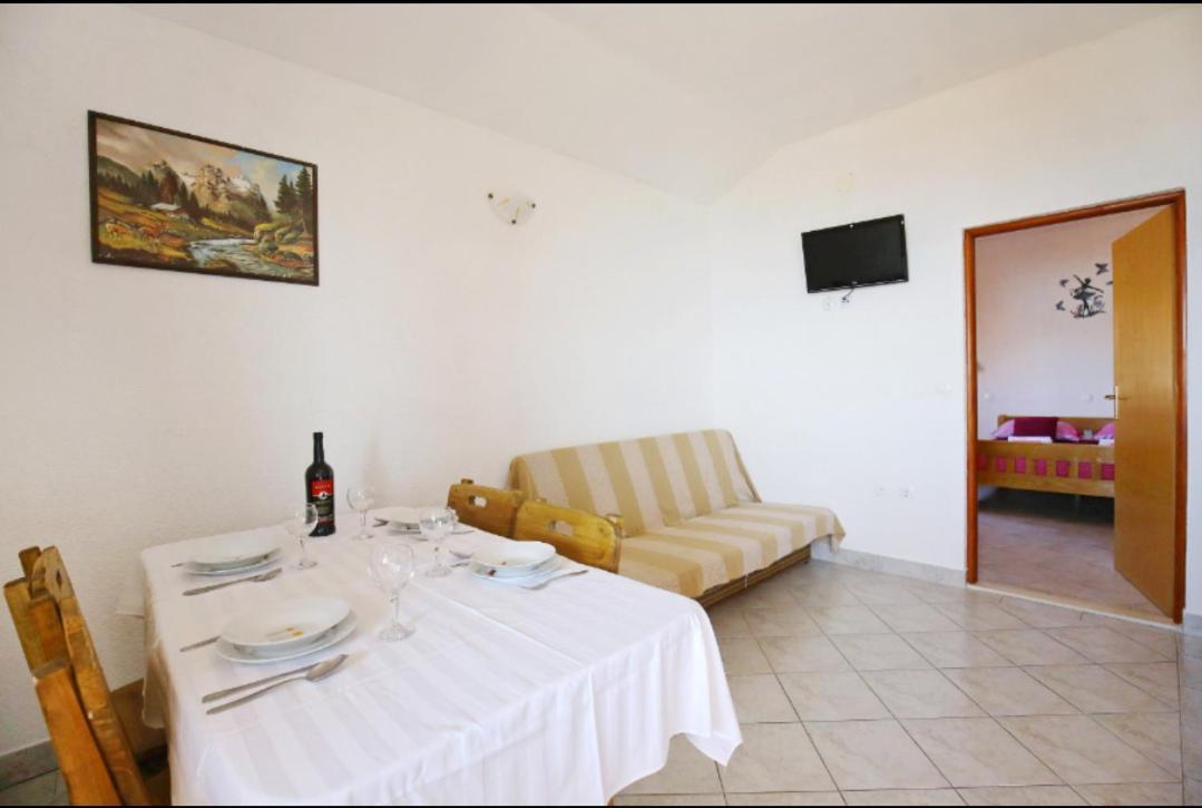 Apartmani Mirjana Tribanj-Kruscica Extérieur photo